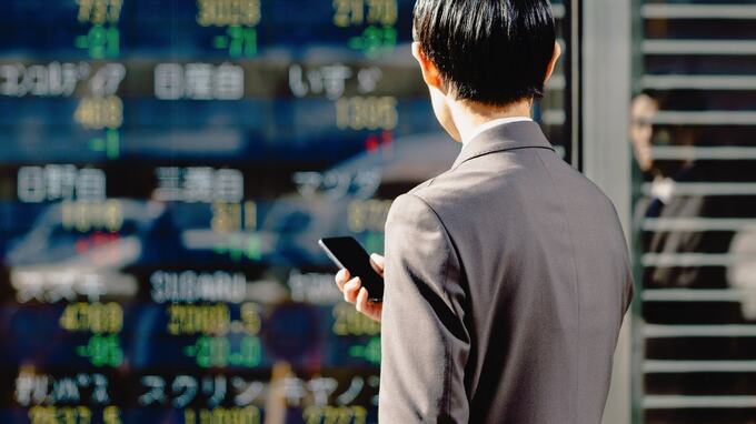 日経平均、半導体関連銘柄には押し目買いも…101.54円安の38,695.97円で取引を終了【3月13日の国内株式市場概況】