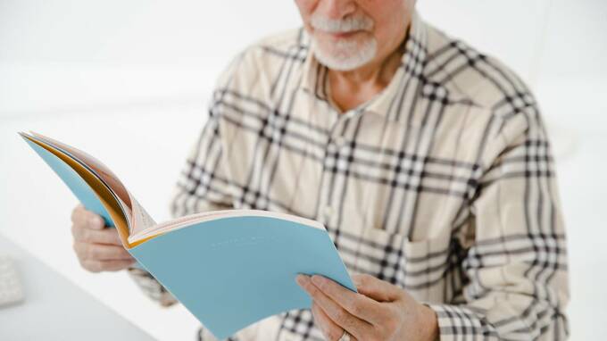78歳男性、10年も音信不通の二男には遺産を相続したくない…司法書士による解決策